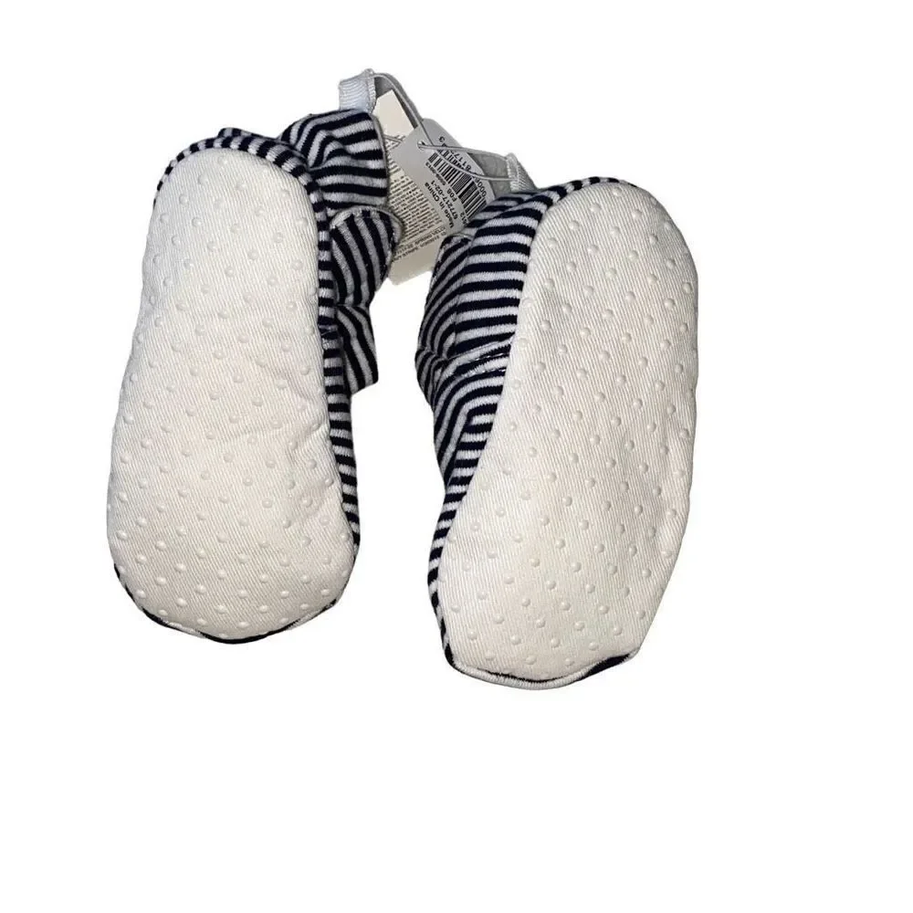 NWT Old Navy Neutral Slipper Socks